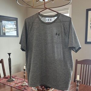 Under Armour Men's Charcoal Short Sleeve Tee